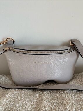 Poppy & Peonies Pebbled Crossbody with Gold Hardware.  In the colour fog.
